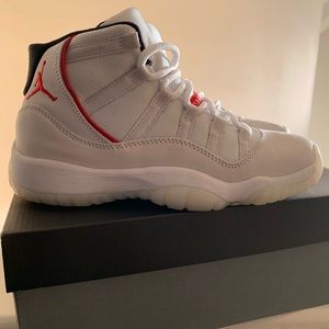 Platinum Tint Jordan 11s